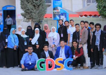 اليمن.. نادي مطوري قوقل في الجامعة الوطنية تستضيف حدث DevFest 2023