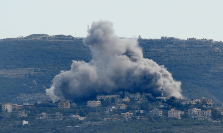 الجنوب على حماوته: غارات تستهدف المنازل وقذائف فوسفورية