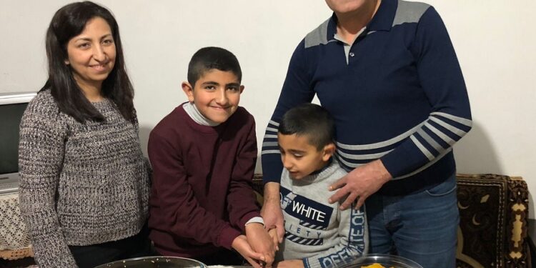 خلدون محمد أبو حجيلي.. دهشة الفرح