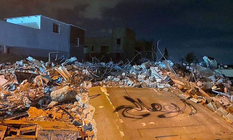 خمسة شهداء في الضفة والاحتلال يدمّر منزلين في قلقيلية ويعتقل العشرات