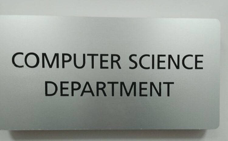 أسعد هاني الحلبي يتفوّق بالماجستير في الذكاء الاصطناعي من “الأميركية”