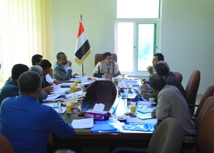 اليمن.. مناقشة تقارير اداء مؤسسة الإسمنت