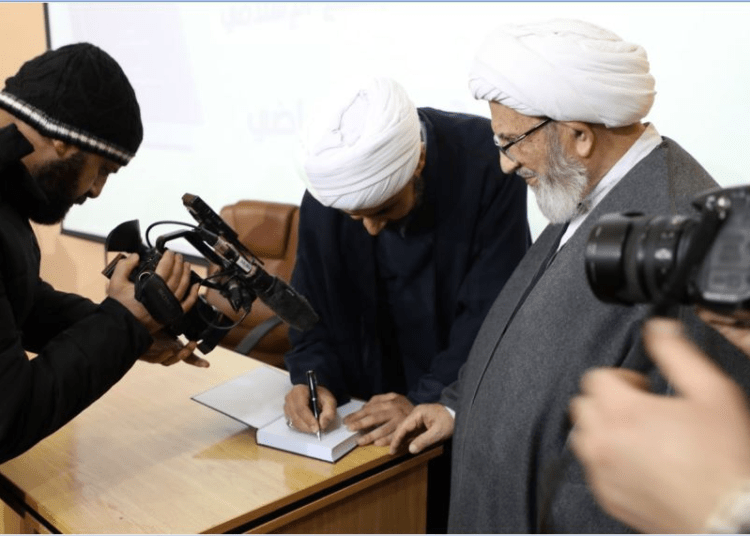 توقيع كتاب العقل الإلحادي وتأثيره على المجتمع الإسلامي في بعلبك