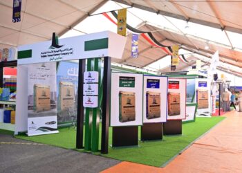 اليمن.. مشاركة فاعلة وإقبال كبير على جناح اسمنت حضرموت