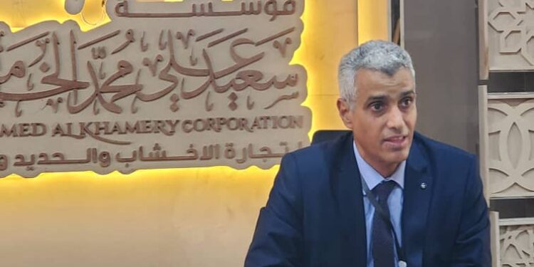 اليمن.. مؤسسة سعيد علي الخامري تفاجئ زوار معرض البناء والإنشاء بجديدها