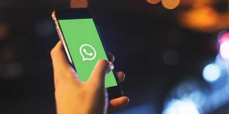 جديد “واتساب”.. إضافة جهات الاتصال إلى المفضلة