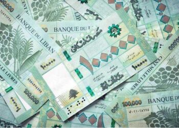 “بلومبيرغ”: الليرة اللبنانية تتصدّر قائمة أسوأ العملات
