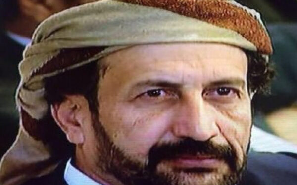 بن شاجع يدعو لمراجعة المواقف والتوحد أمام التحديات الكبيرة التي يواجهها اليمن