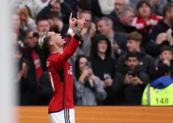 مانشستر يونايتد يقضي على حلم ليفربول بالتأهل لكأس الاتحاد