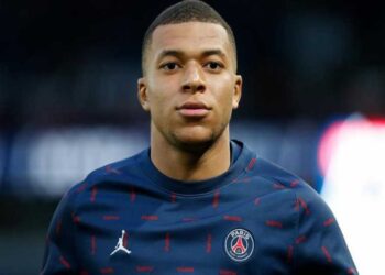 أزمة جديدة بين مبابي وريال مدريد