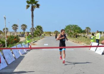 بمشاركة 63 لاعباً ولاعبة.. اختتام بطولة الجمهورية للترياثلون