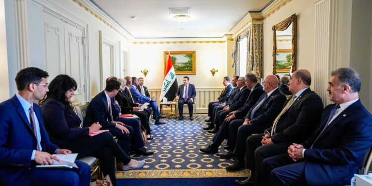 بغداد.. إشادة بجدية الحكومة في محاربة غسيل الأموال وخبير يشير إلى 3 إيجابيات لزيارة واشنطن