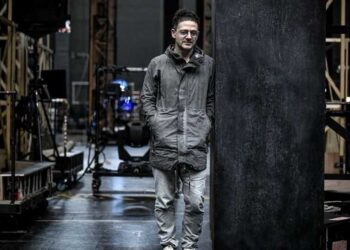 على خلفية اتهامه بالتطبيع… إلغاء عرض عمل فني في بيروت