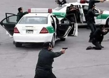 استشهاد 5 من عناصر الشرطة بهجوم إرهابي في ايران