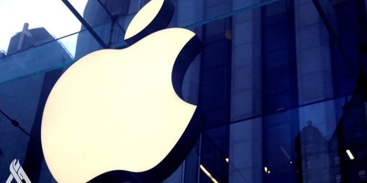 آبل تصدر تحديثا هاما ينهي مشكلة إصلاح هواتف آيفون المعطلة