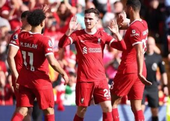 ليفربول يفوز على توتنهام في الدوري الإنكليزي