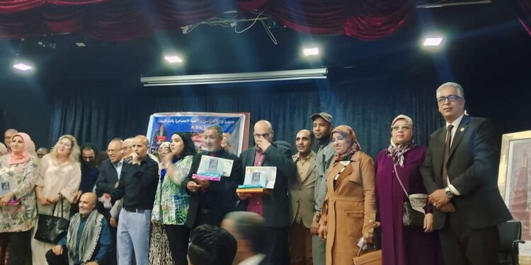 اختتام المهرجان الدولي للشعر والزجل في دورته الثامنة عشرة