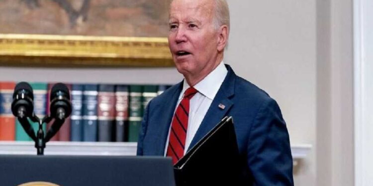 تحرك في الكونغرس لعزل بايدن بتهمة شراء الأصوات من المتظاهرين المؤيدين لـفلسطين