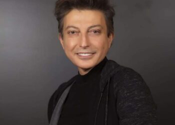 وفاة مصفف شعر النجمات الشهير طوني صوايا بشكل مفاجيء