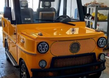 قريبا سنراها قي شوارع بيروت لبنانية مية بلمية  ( تاكسي ليرة )