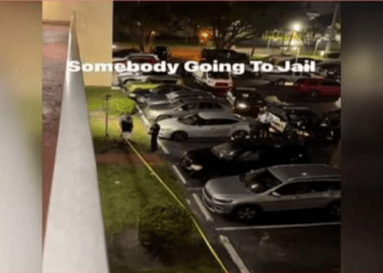 صادم جدا ..فتاة تبلغ من العمر 14 عامًا تقتل جدتها في الولايات المتحدة