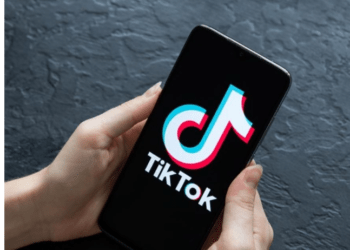 تيكتوكر متهمة بتجارة المخدرات دولياً.. تفكيك شبكة خطيرة هي بطلتها!