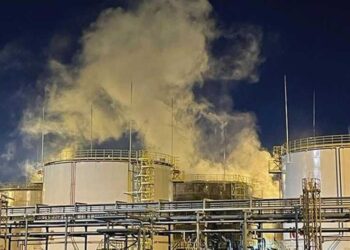 حريق في مصفاة نفط روسيّة بعد هجوم أوكراني بطائرة مسيّرة