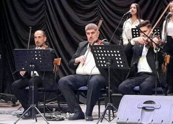 أمسية غنائية للفنان غزوان مدني على خشبة ثقافي حمص