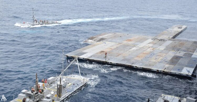 الجيش الأميركي ينشر الصور الأولى للرصيف العائم في غزة