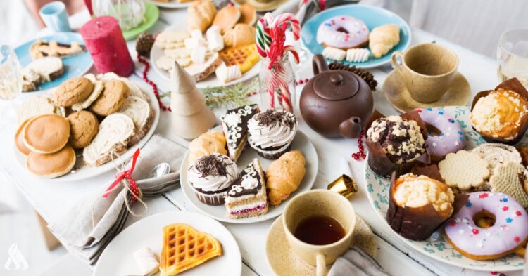 مشكلات صحية تزيد الرغبة في تناول الحلويات