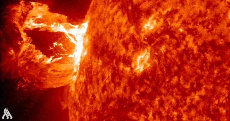 عاصفة شمسية قوية تضرب الأرض للمرة الأولى منذ 2003