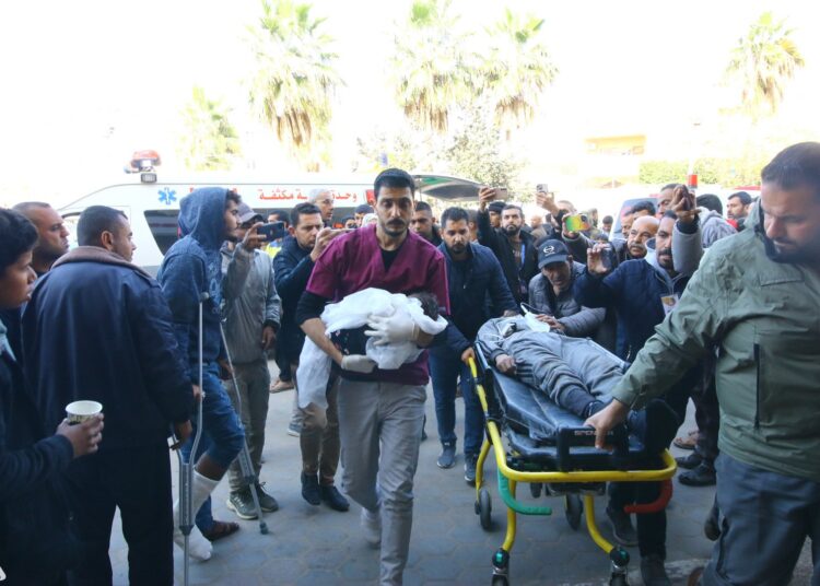 صحة غزة تعلن الحصيلة اليومية لضحايا الحرب في القطاع