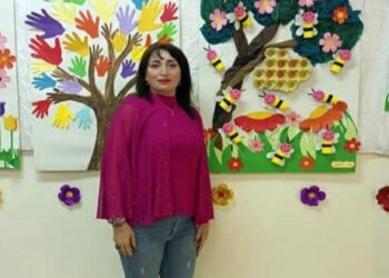 جمعت بين التشكيل والعمل اليدوي… ردينة المصري تجربة فنية تجاوزت العشرين عاماً