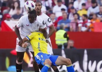 مانشستر سيتي يفوز على توتنهام في منافسات الدوري الإنكليزي الممتاز