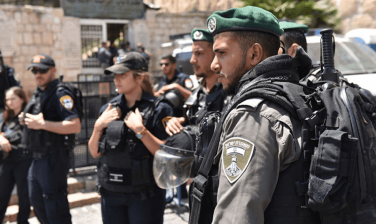 جرح شرطي أمام السفارة الإسرائيلية في بلغراد