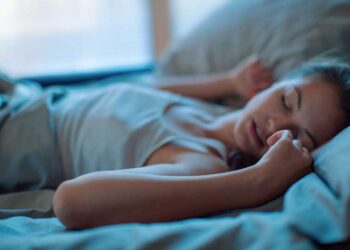 كيف تحاول خلايا الدماغ “التنبؤ بالمستقبل” أثناء النوم؟