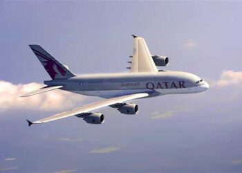 روايات لركاب طائرة قطرية علقت بمطار أثينا لساعات