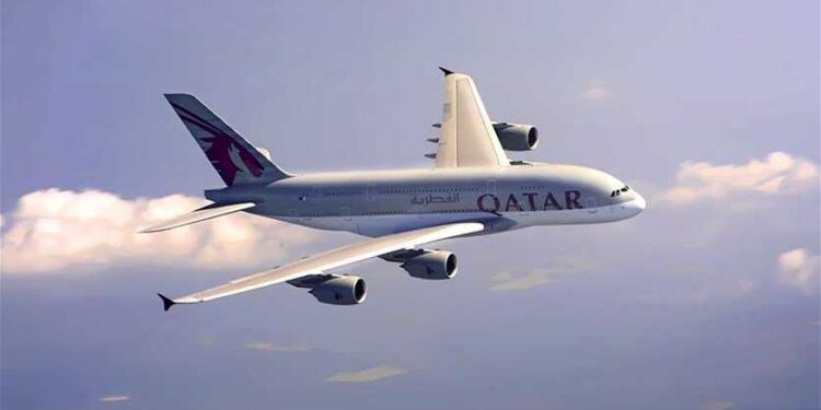 روايات لركاب طائرة قطرية علقت بمطار أثينا لساعات