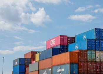 مصر تتوقع زيادة صادراتها السلعية 8% بالنصف الأول إلى 20 مليار دولار