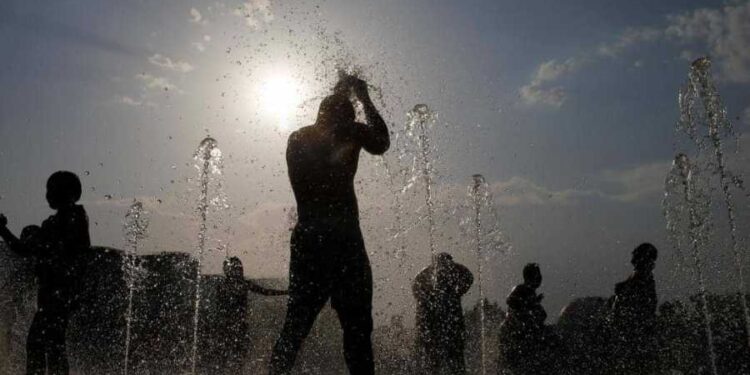 في موجات الحر… أدوية تزيد من خطر الجفاف