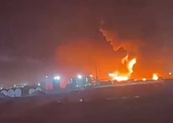 أربيل…حريق “ضخم” يلتهم مستودعات وصهاريج نقل نفط