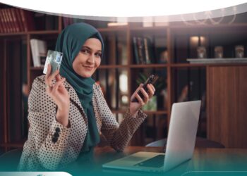 اليمن.. مصرف اليمن البحرين الشامل ينفذ برنامجاً تدريبياً لأكثر من 100 سيدة يمنية لتأهيل رائدات أعمال في مجال التجارة الإلكترونية ومهارات التسوق الإلكتروني والدفع عبر بطاقات الإنترنت.