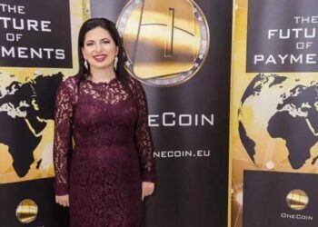 المرأة الأخطر في العالم.. 5 ملايين دولار لمن يصل إليها