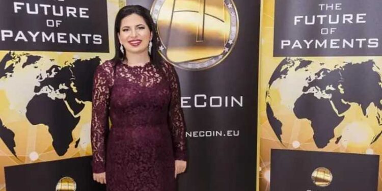 المرأة الأخطر في العالم.. 5 ملايين دولار لمن يصل إليها