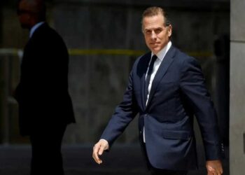 بايدن لن يعفو عن نجله هانتر بعد إدانته بحيازة سلاح