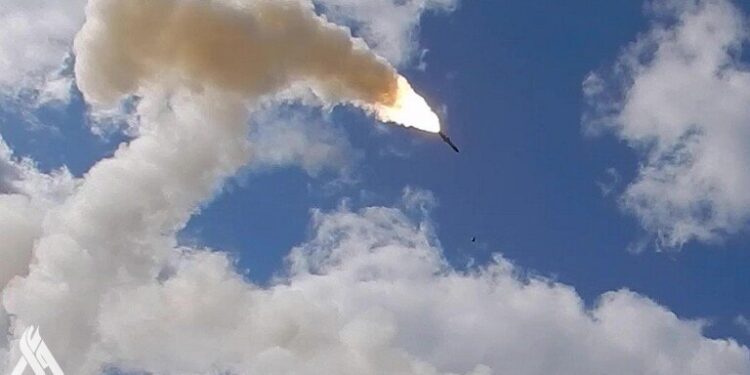 الدفاع الروسية تعلن عن ضربة مكثفة لمواقع طاقة تستخدمها الصناعة الحربية الأوكرانية