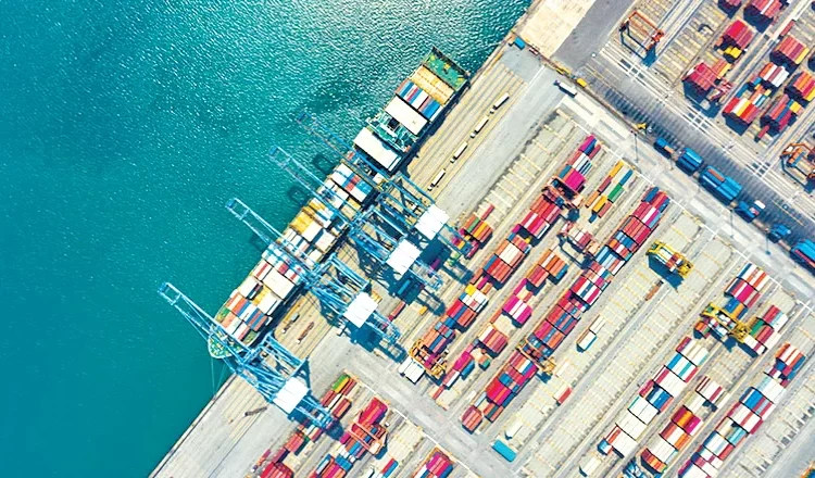 قطر تعزز تصنيفها العالمي للخدمات اللوجستية من خلال تنفيذ هذه المشاريع