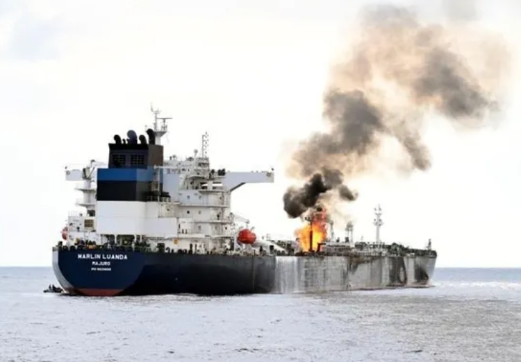 أمبري: معلومات عن مهاجمة سفينة جديدة في البحر الأحمر