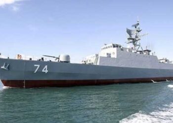 تعرض المدمرة الإيرانية “سهند” لحادث في ميناء بندر عباس جنوب طهران