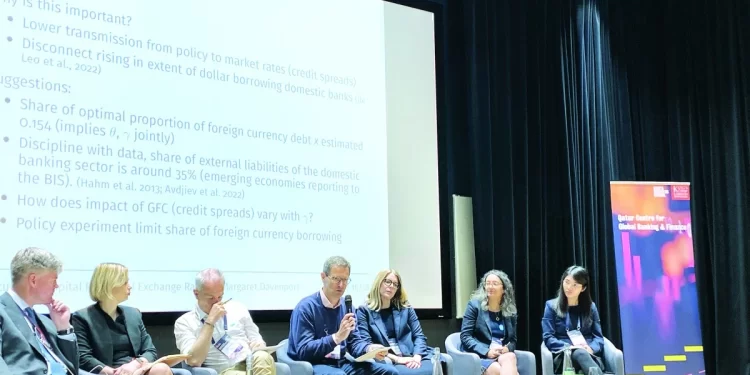 انطلاق مؤتمر مركز قطر للخدمات المصرفية في لندن